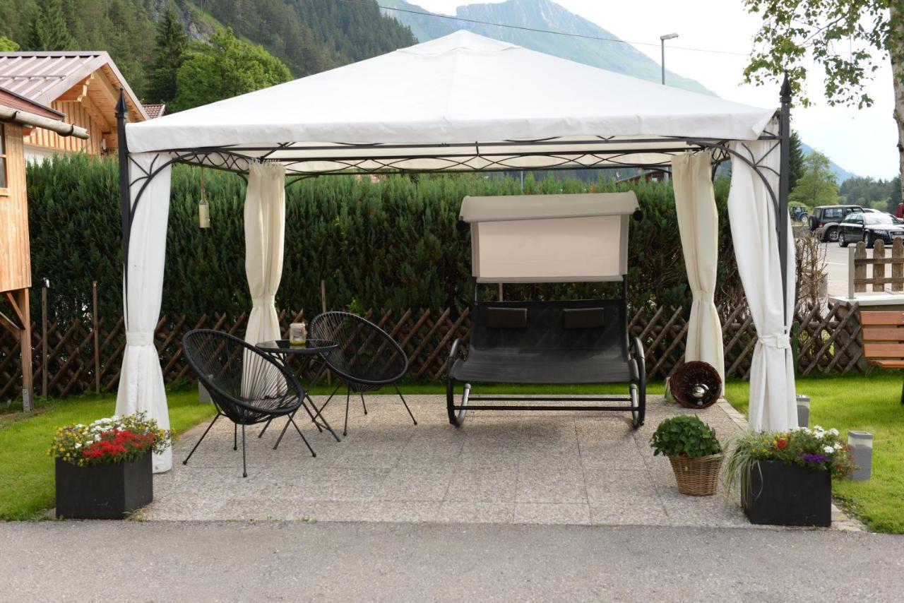 Haus Dietz Elbigenalp Eksteriør billede